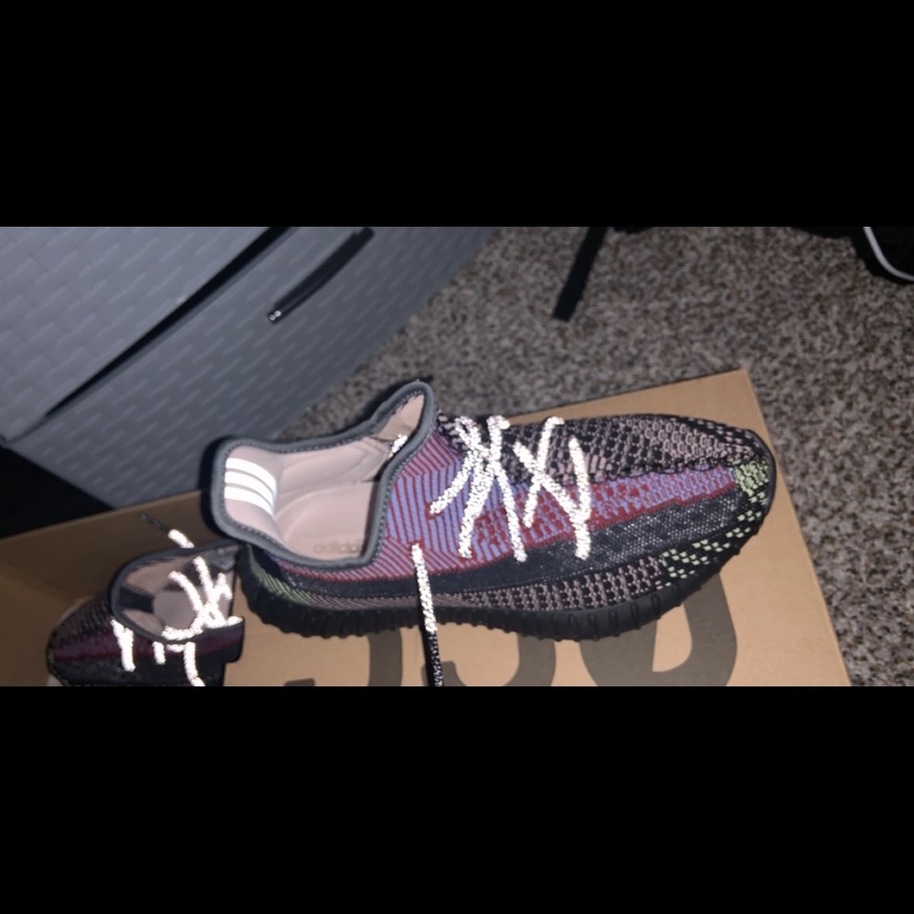 Yeezy yechil